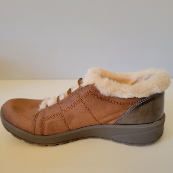 Bzees Golden Cozy Comfort Lightweight Shoe Bootie with Faux Fur Collar Size 8 - Picture 6 of 12